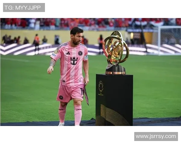 足球明星生日大盘点：那些在绿茵场上闪耀的星辰与他们的庆生故事